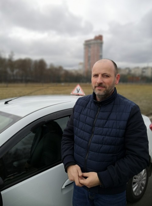 Эрдман Алексей Станиславович - сотрудник автошколы «Мустанг»